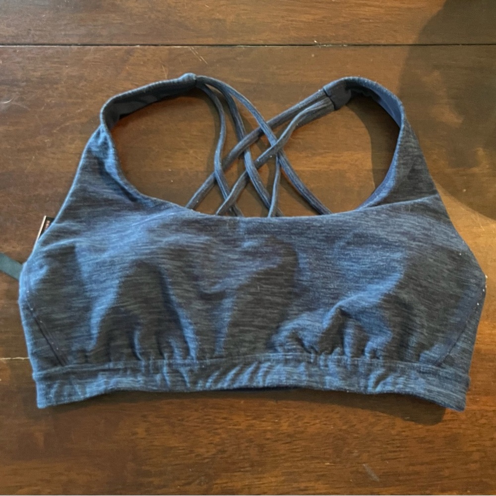 Victoria’s Secret Essential Strappy Sports Bra